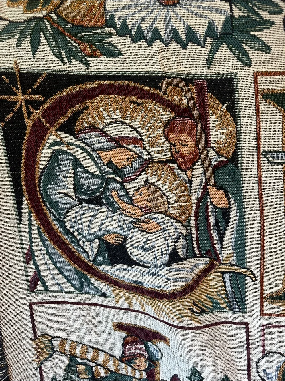 Holiday Tapestry Throw Blanket in Multi-Color
